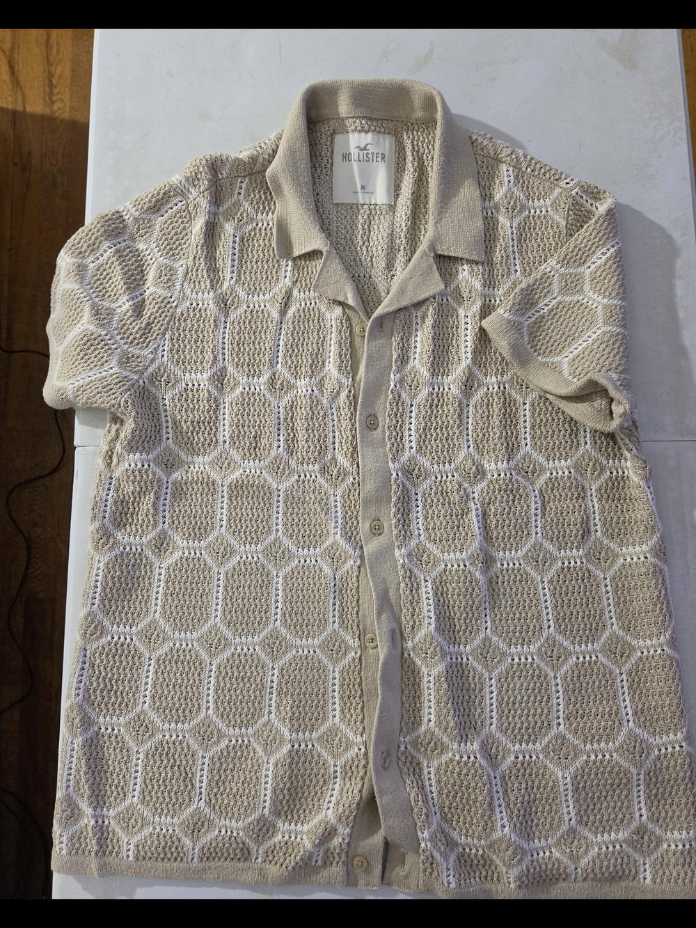 Hollister Men’s Beige Open-Knit Short Sleeve Button-Up Shirt